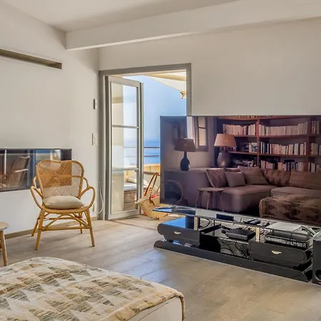 Maison De Pecheur Dans Le Cap Corse Erbalunga (Corsica)