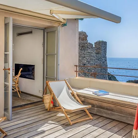 Maison De Pecheur Dans Le Cap Corse * Erbalunga (Corsica)