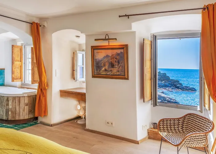 Maison De Pecheur Dans Le Cap Corse * 厄尔巴隆加