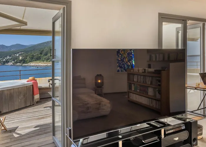 Maison De Pecheur Dans Le Cap Corse * 厄尔巴隆加